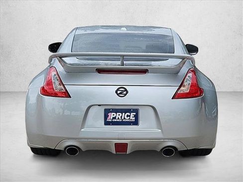 Used 2013 Nissan 370Z Touring w/ Sport Pkg RWD image 7