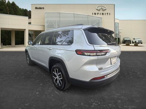 Used 2024 Jeep Grand Cherokee L Limited w/ Luxury Tech Group II AWD/4WD image 6