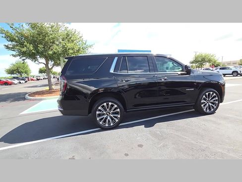 New 2026 Chevrolet Tahoe High Country AWD/4WD image 23