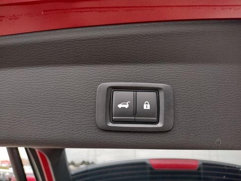 New 2025 Mitsubishi Outlander SE image 26