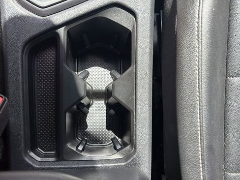 Used 2021 Volkswagen Tiguan SEL image 30