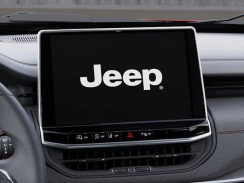 New 2026 Jeep Compass Trailhawk image 39