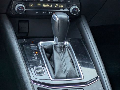 Used 2020 MAZDA CX-5 Touring image 20