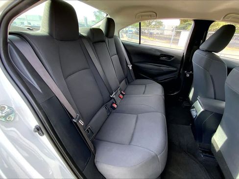 Used 2024 Toyota Corolla LE FWD image 19