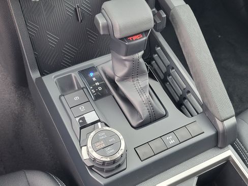 New 2026 Toyota Tacoma TRD Off-Road AWD/4WD image 15