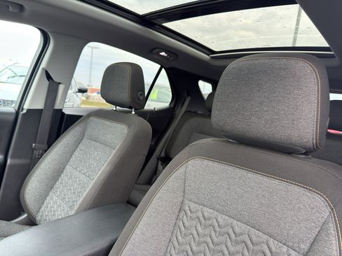 Used 2024 Chevrolet Equinox LT image 27