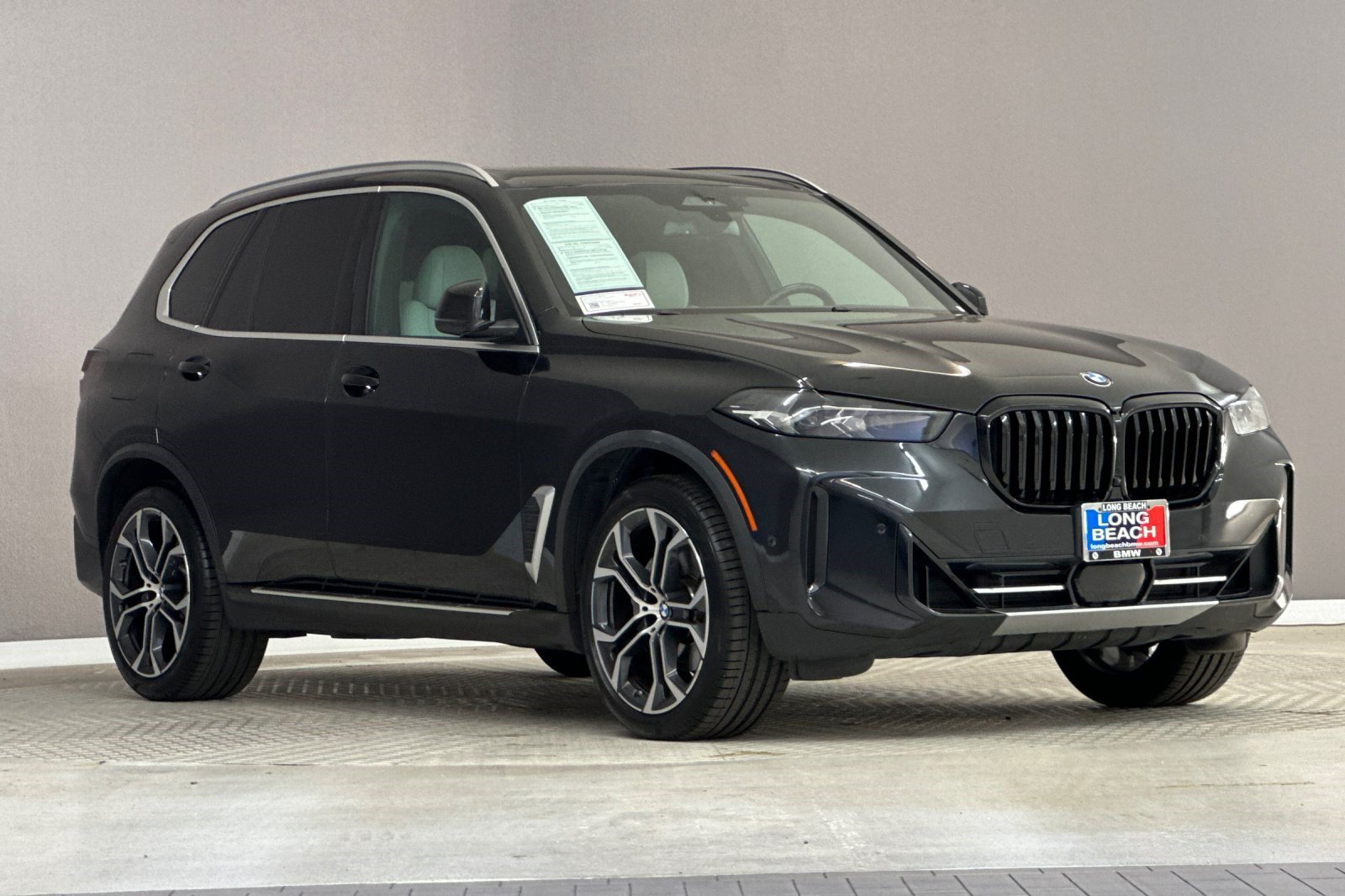 Used 2024 BMW X5 xDrive40i AWD/4WD image 6