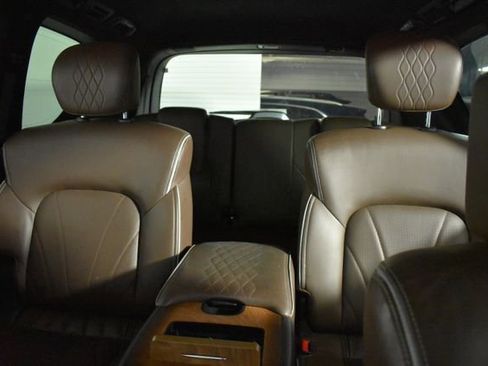 Used 2017 INFINITI QX80 Limited w/ All Season Package image 28
