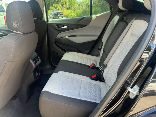 Used 2023 Chevrolet Equinox LS w/ Midnight Edition FWD image 12