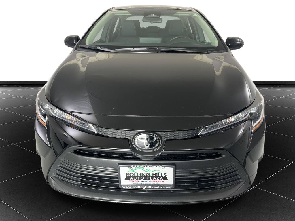 Used 2026 Toyota Corolla LE FWD image 8