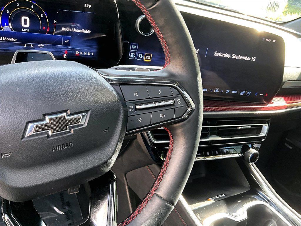 Used 2024 Chevrolet Traverse RS w/ LPO, Floor Liner Package AWD/4WD image 19