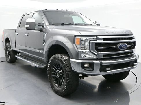 Used 2022 Ford F250 Lariat w/ Chrome Package AWD/4WD image 2