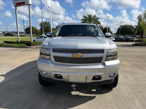 Used 2013 Chevrolet Avalanche LT w/ All-Star Edition RWD image 9