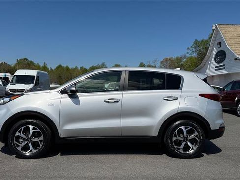 Used 2020 Kia Sportage LX w/ LX Popular Package image 9