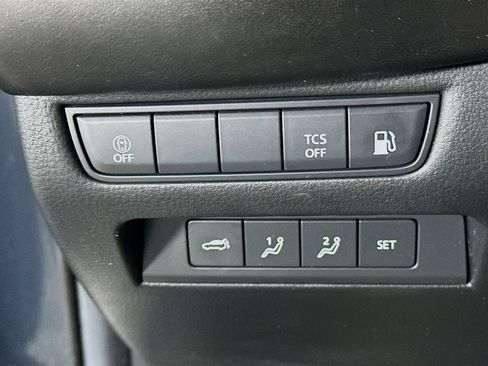 Used 2025 MAZDA CX-50 AWD 2.5 Hybrid w/ Premium Pkg image 16