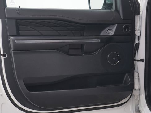 Used 2020 Ford Expedition Platinum AWD/4WD image 22