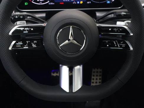 New 2026 Mercedes-Benz GLC 300 4MATIC image 17