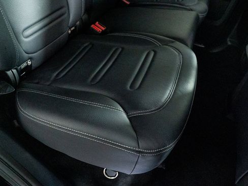 Used 2024 Mercedes-Benz G 550 G 550 image 36