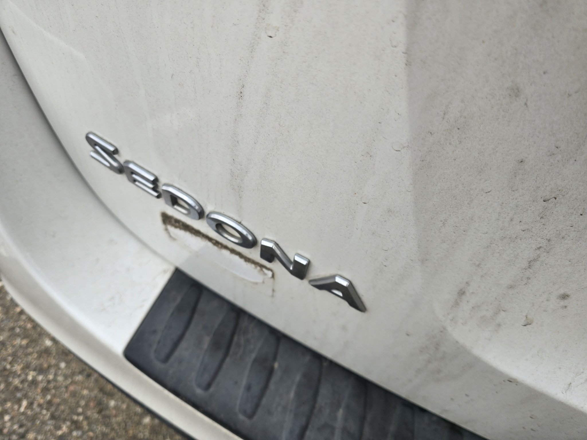 Used 2020 Kia Sedona EX FWD image 21