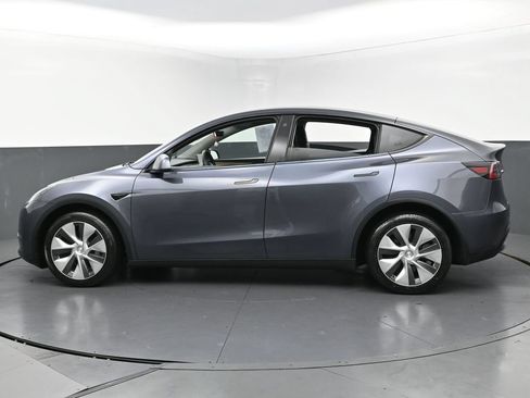 Used 2023 Tesla Model Y Long Range AWD/4WD image 8