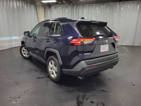 Used 2020 Toyota RAV4 XLE image 6
