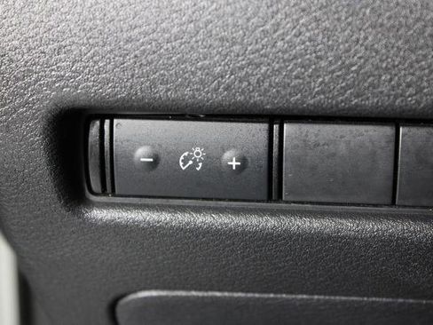 Certified 2021 Nissan Rogue S image 24