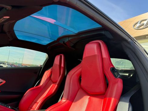 Used 2021 Chevrolet Corvette Stingray Preferred Cpe w/ Z51 Performance Package RWD image 22