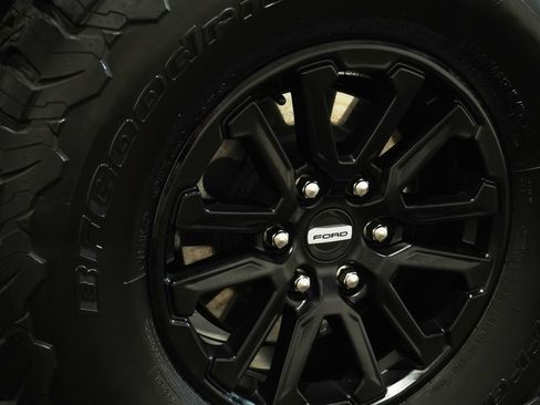 Used 2025 Ford F150 Raptor AWD/4WD image 9