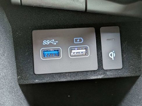 Used 2025 Genesis Electrified GV70 w/ Prestige Package AWD/4WD image 25