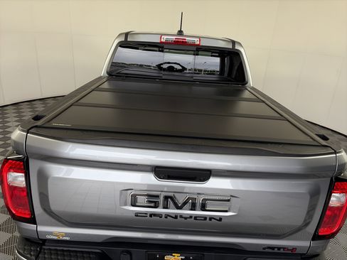 Certified 2024 GMC Canyon AT4 w/ AT4 Premium Package AWD/4WD image 17