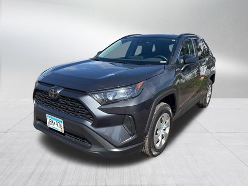 Used 2019 Toyota RAV4 LE w/ Carpet Mat Package AWD/4WD image 2