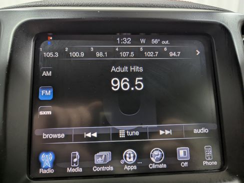 Used 2014 Jeep Cherokee Trailhawk image 17