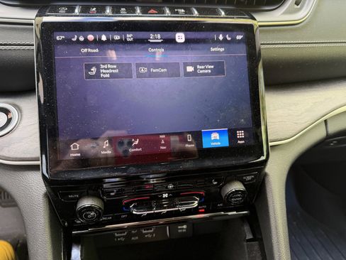 Used 2021 Jeep Grand Cherokee L Limited image 12