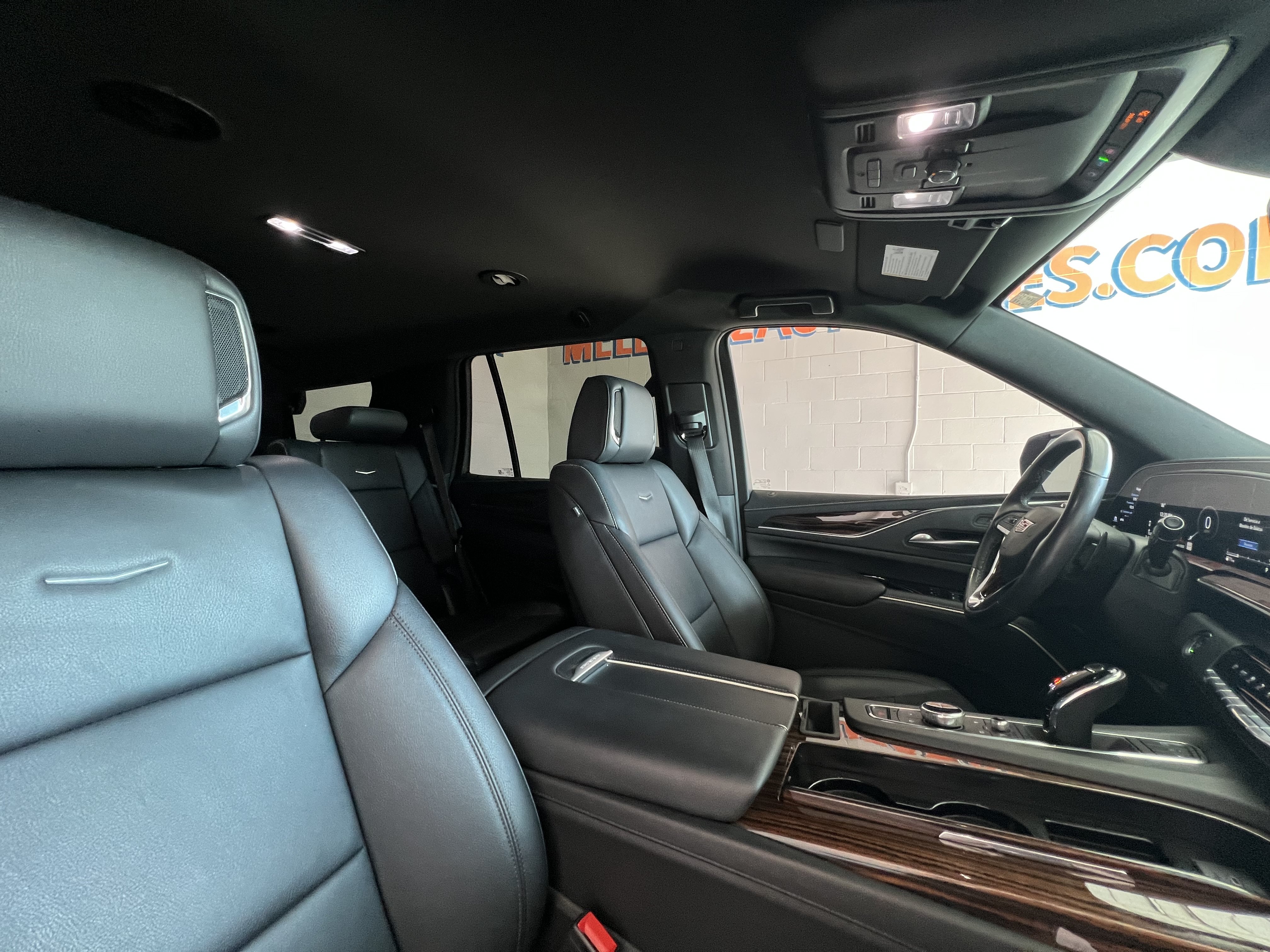 Used 2023 Cadillac Escalade Luxury RWD image 20