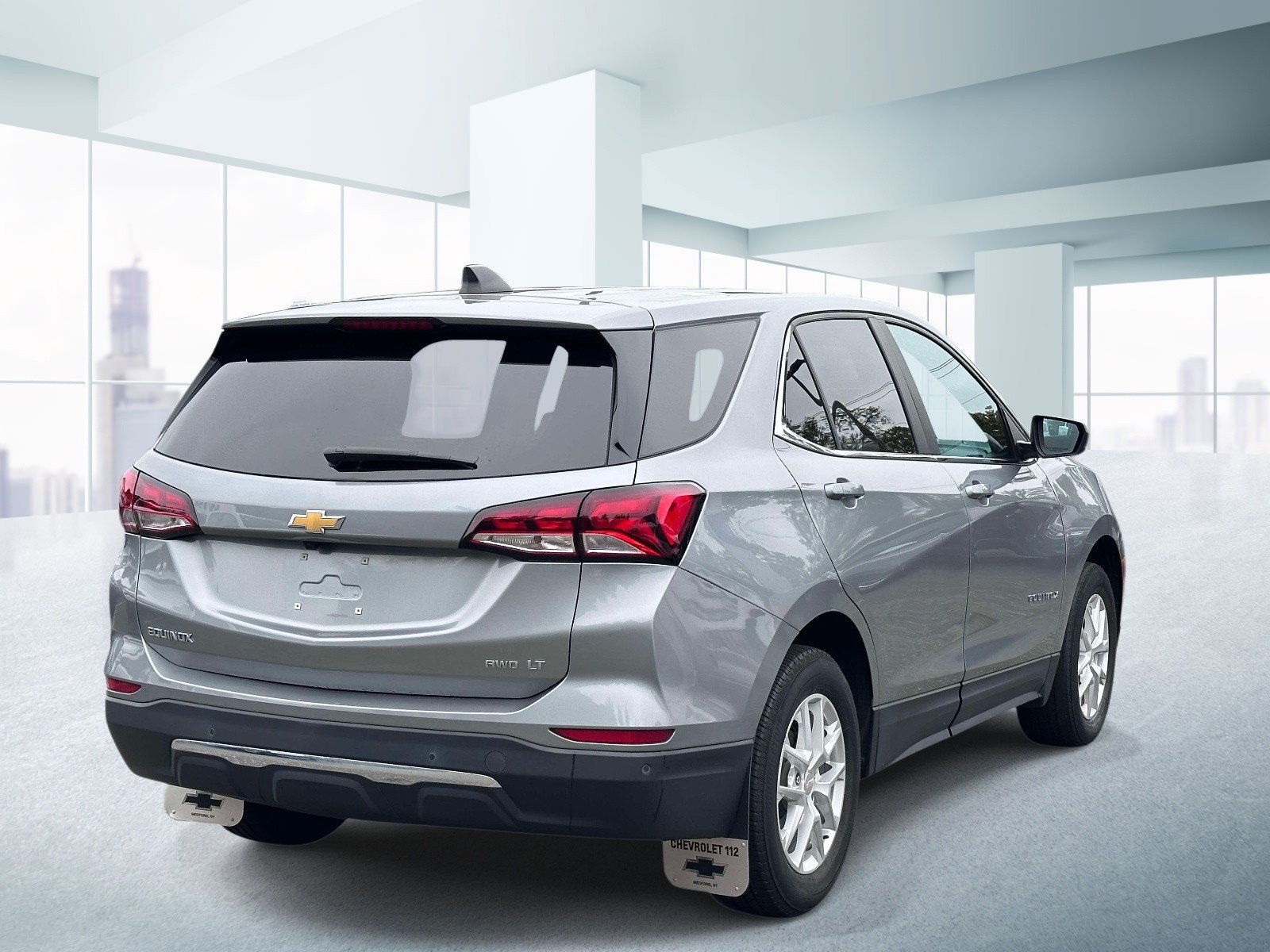 Used 2024 Chevrolet Equinox LT AWD/4WD image 4