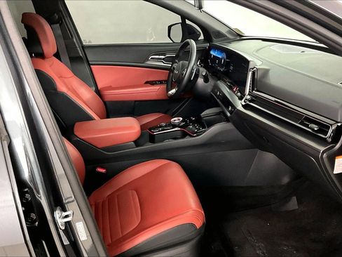 Used 2024 Kia Sportage SX Prestige image 29