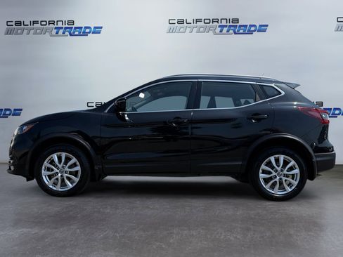 Used 2022 Nissan Rogue Sport SV image 8