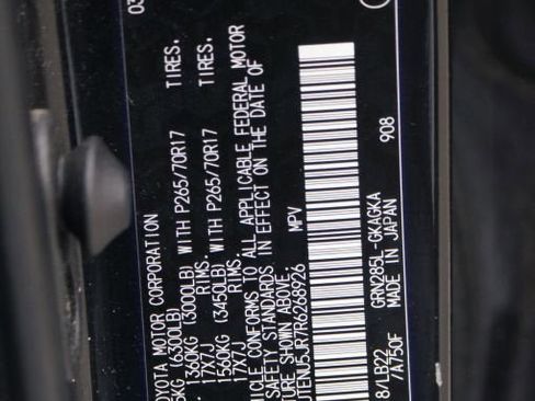 Used 2024 Toyota 4Runner SR5 Premium image 27