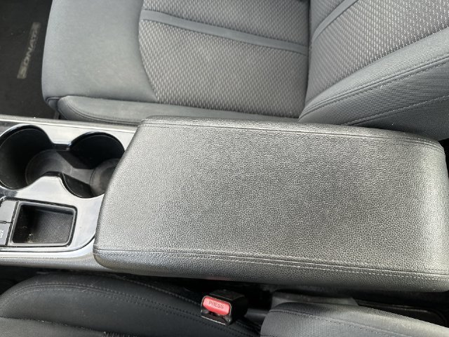 Used 2018 Hyundai Sonata SE FWD image 24