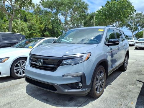 Used 2022 Honda Pilot Sport image 1