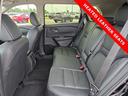 Used 2025 Nissan Rogue SL FWD image 10