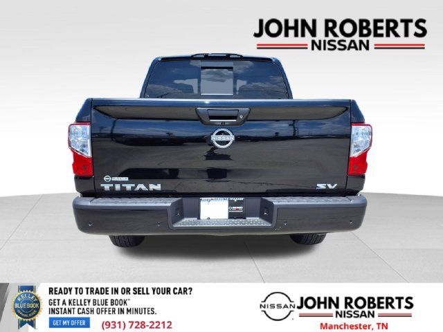Used 2024 Nissan Titan SV RWD image 16