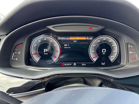 Used 2023 Audi Q8 Premium Plus w/ Premium Plus Package AWD/4WD image 12