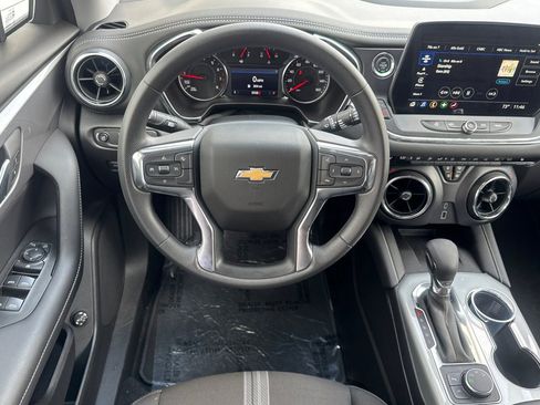 Used 2026 Chevrolet Blazer LT w/ Convenience Package AWD/4WD image 17