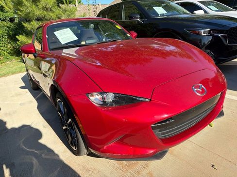 Used 2017 MAZDA MX-5 Miata RF Grand Touring RWD image 3