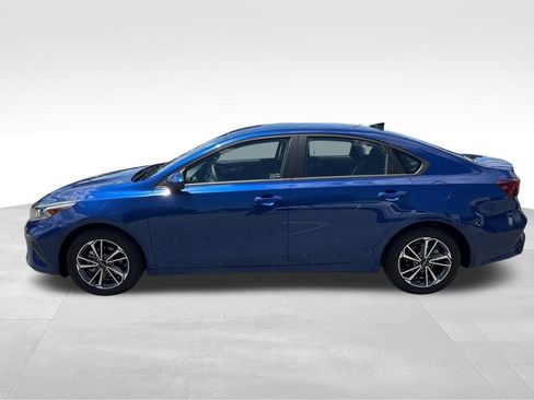 Used 2023 Kia Forte LXS FWD image 26