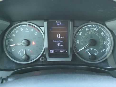 Used 2016 Toyota Tacoma 4x4 Double Cab image 32