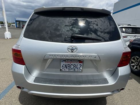 Used 2010 Toyota Highlander Limited AWD/4WD image 5