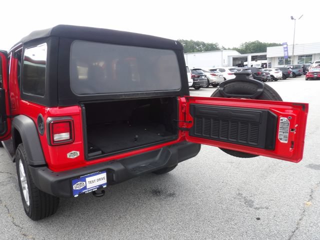 Used 2020 Jeep Wrangler Unlimited Sport S AWD/4WD image 32