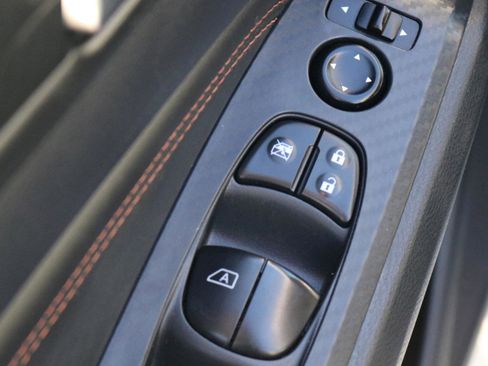 Used 2020 Nissan Altima 2.5 SR FWD image 13